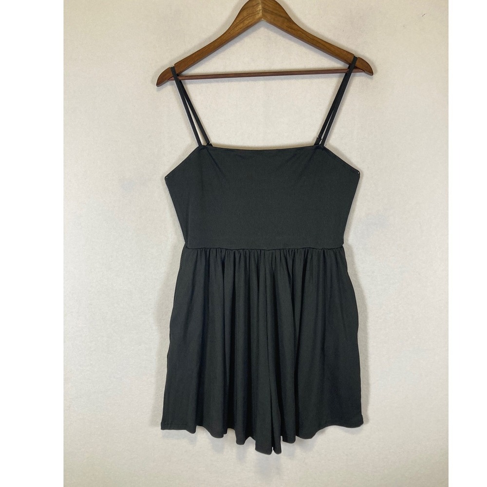Minimalist‎ YOZY Women L Black Ribbed Knit Spaghetti Strap Square Neck Romper